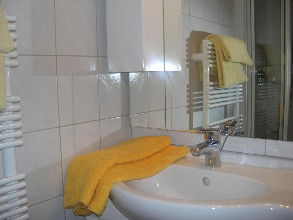 Stoanahof Villa Virgen Room photo